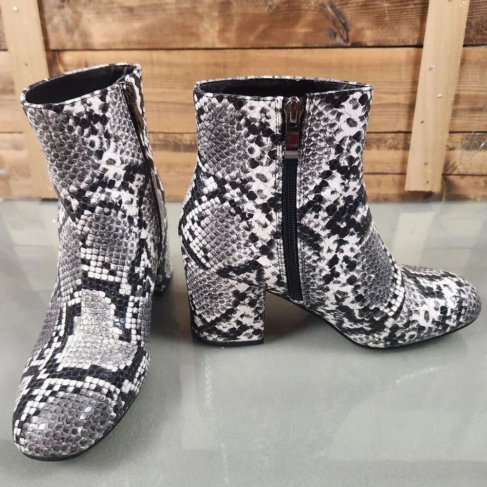 Catherine Malandrino Snakeskin Ankle Boots Womens 6 Block Heel Zip Booties - Picture 11 of 15